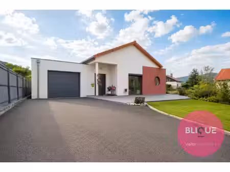 125 m2 de plain-pied  et 2 000 m2 pour prendre l'air