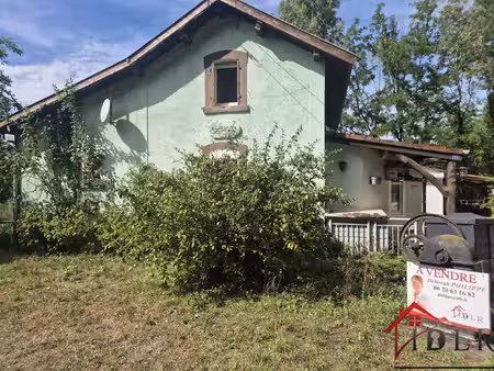 chancenay  maison isolée de 80m2 à restaurer avec jardin de