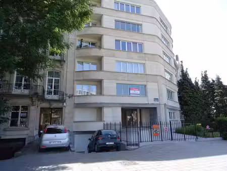 studio 1 ch. avenue de tervueren  etterbeek