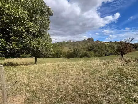 superbe terrain à bâtir de 20 ares sis au calme à dion