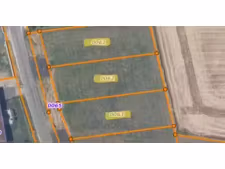terrain constructible viabilisé à vendre