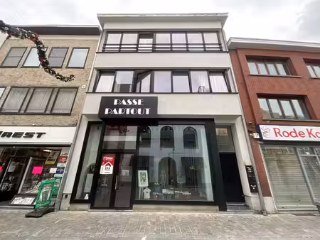 ruim handelspand in de winkelstraat van herentals