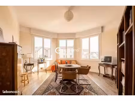 appartement 3 pièces 70 m²
