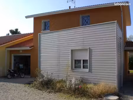 maison t4 sur certines à 10km de bourg
