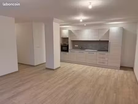 appartement 3 pièces 90 m²