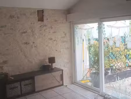 petite maison individuelle meublée  1 chambre