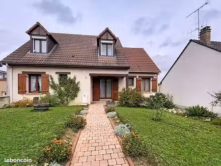 maison 6 pièces 127 m²