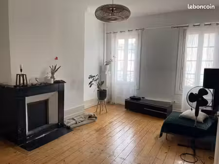 appartement 2 pièces 64 m²