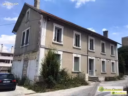 appartement 2 pièces 52 m²