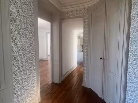 appartement 3 pièces 118 m²