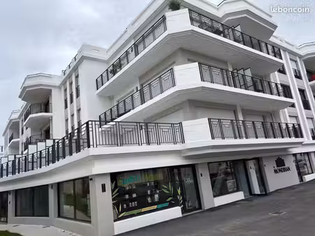 ⭐ studio premium 35 m² + terrasse 30 m² – hyper-centre – parking