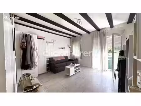 studio 1 pièce 22 m²