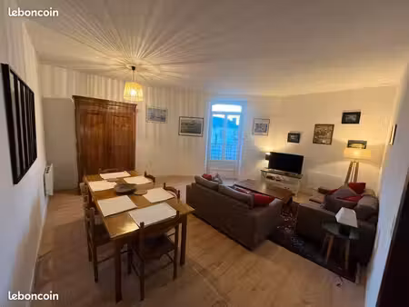 appartement tous conforts  internet box télé