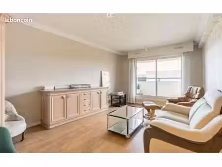 location beau 2 pièces en résidence séniors