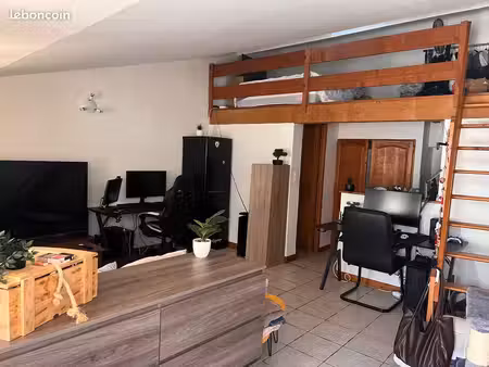 studio