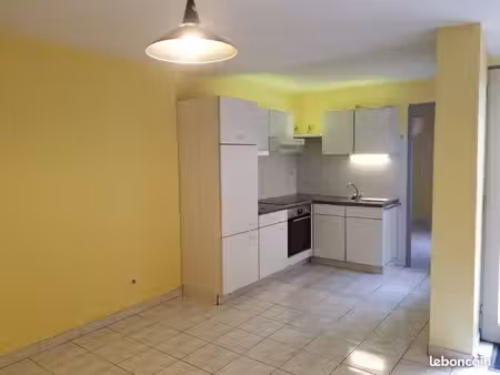 t2 vide 41 m2 pau centre