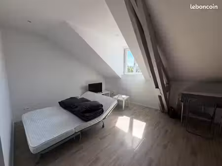 studio 1 pièce 16 m²
