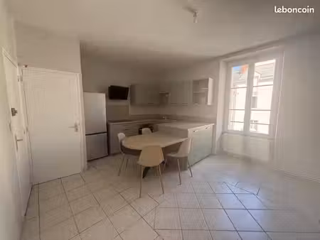 appartement 3 pièces 48 m²