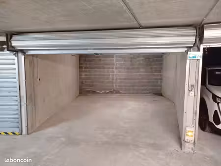 garage à louer