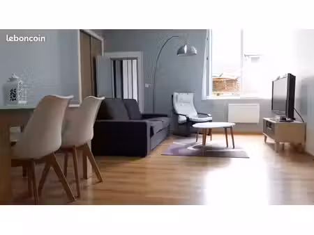 appart 4 couchages max tout équipé 750/mois eau-électricité-box compris