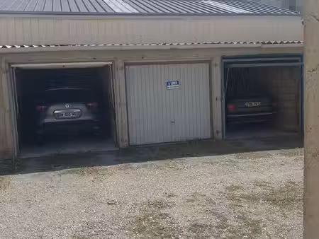 loue garage