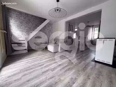 maison 3 pièces 70 m²