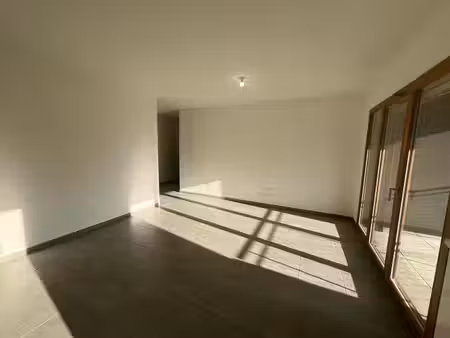 appartement récent et lumineux à cognin