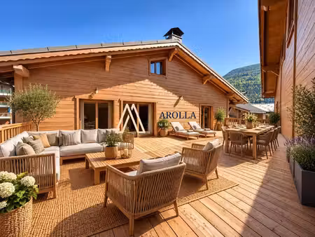 à vendre duplex avec terrasse au centre de bourg-saint-maurice