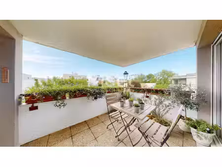 orly - appartement 4 pièces de 85 m² avec terrasse et parking