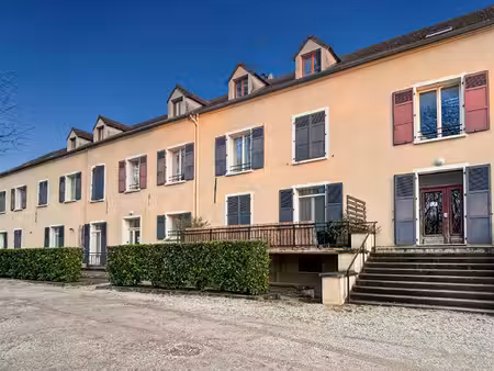 à louer - studio meublé - fontenay le vicomte