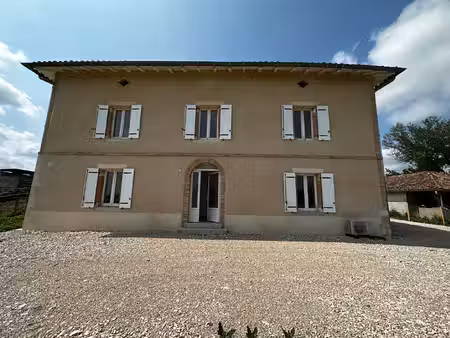 maison caussade 4 pièce(s) 122 m2