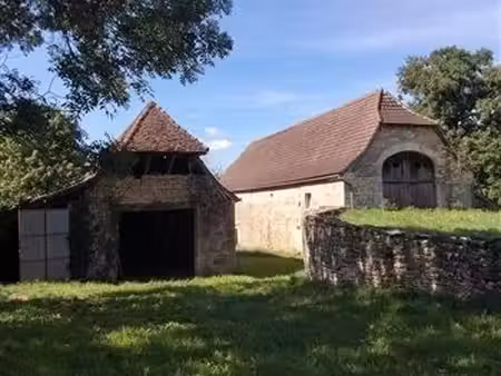 secteur gramat – deux belles granges en pierre à réhabiliter  dans un environnement de cha