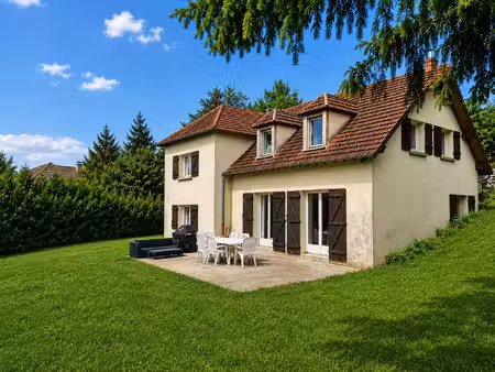 grande maison de 5 chambres au calme