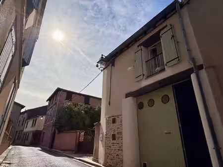 lescure village - petite maison de 32 m2 avec garage en rez-