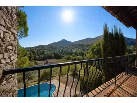 lascours – maison familiale avec piscine  jardin en restanques et une vue omniprésente sur