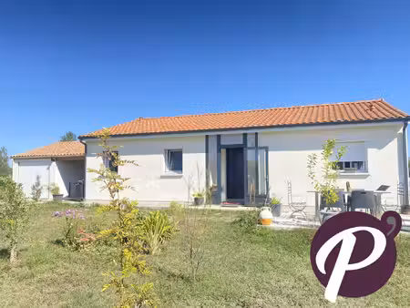 maison contemporaine de plain-pied – saint-laurent-des-vignes