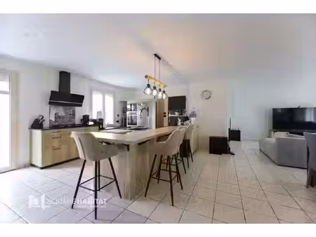 maison vendrennes 5 pièce(s) 172 m2