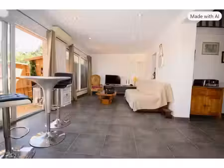saint cezaire sur siagne - villa jumelee dans un domaine boise securise avec piscine et te