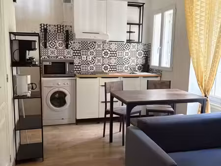location studio meublé