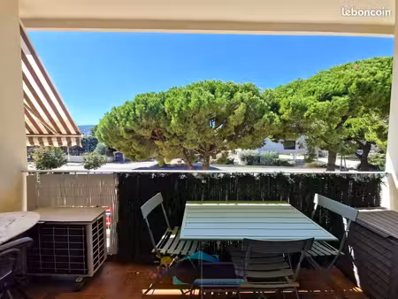 confortable t 1 avec terrasse à deux pas de sainte marguerite et à 10 minutes des plages