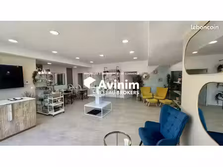 local commercial 170 m² marseille