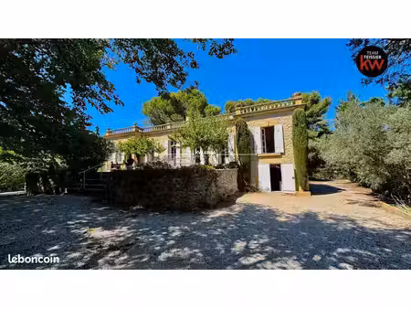 maison 10 pièces 203 m²