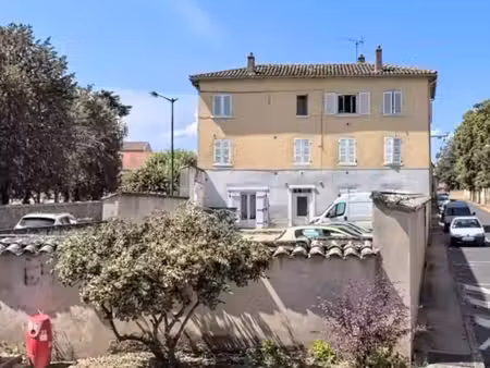 immeuble 2 pièces 221 m²