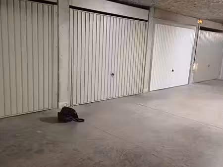 garage plein centre chaponost
