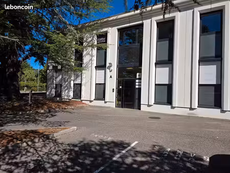 à louer – bureaux rénovés de 103 m² – francheville
