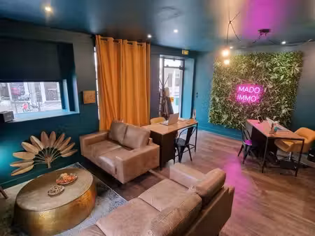 bureau/espace coworking centre ste colombe avec vitrine possible