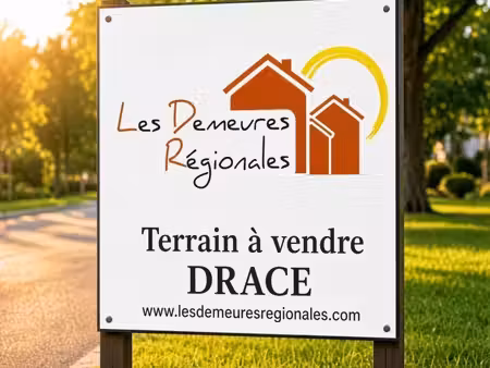 terrain 725 m² drace