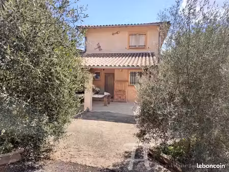 villa 4 pièces 79 m²