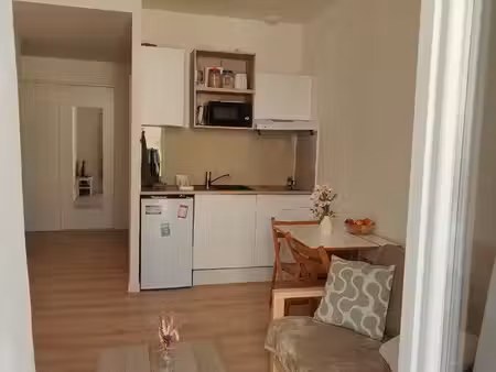 studio 21m2 refait à neuf