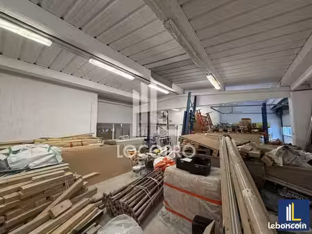 local d'activité 346 m²